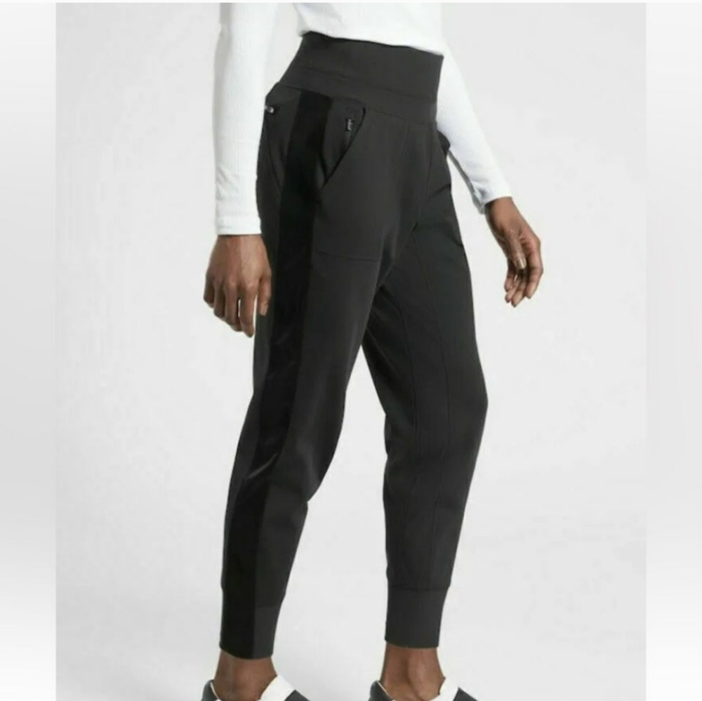 Athleta Black High-Waist Jogger With Velvet Strip